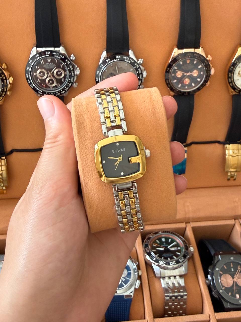 Montre EOWAS Élégance Carrée