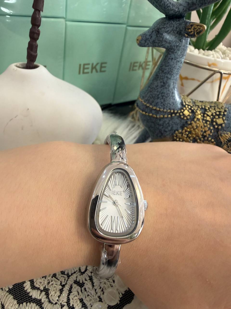 Montre Bracelet Serpent Élégance IEKE