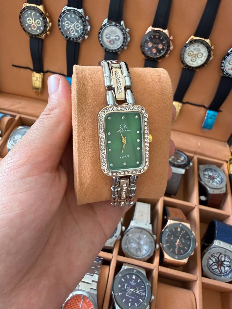 Montre CK Élégance Strass