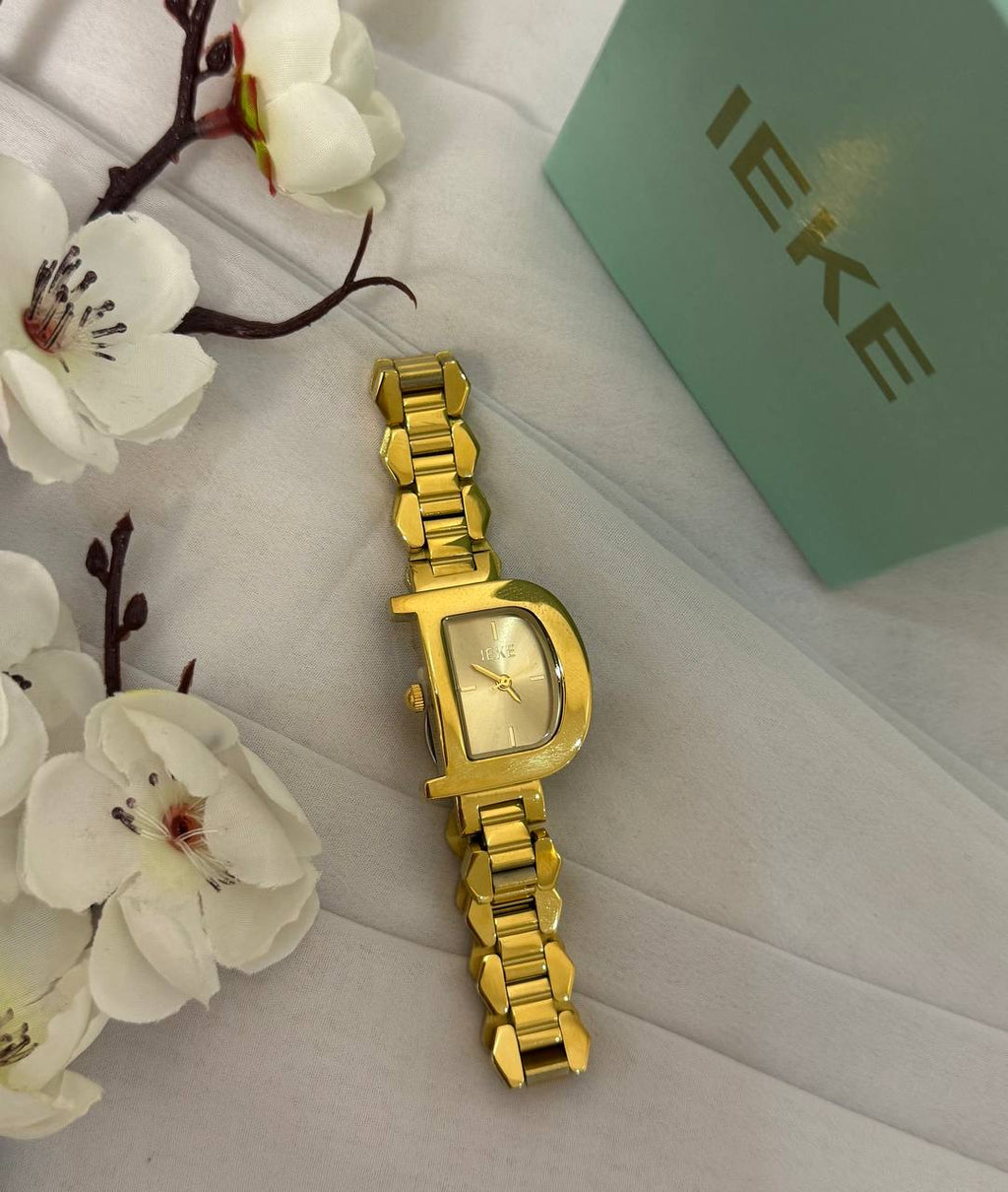 Montre IEKE Design Lettre D