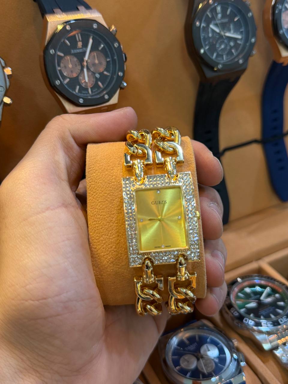 Montre Guess Rectangulaire Chaîne Strass