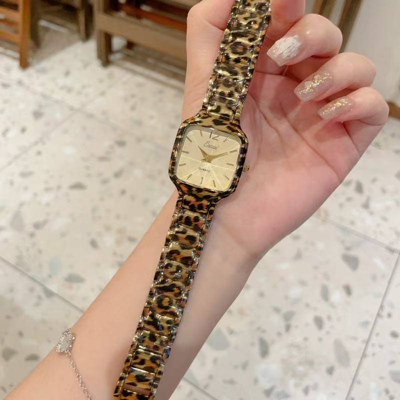 Montre Léopard Élégance Cacaxi