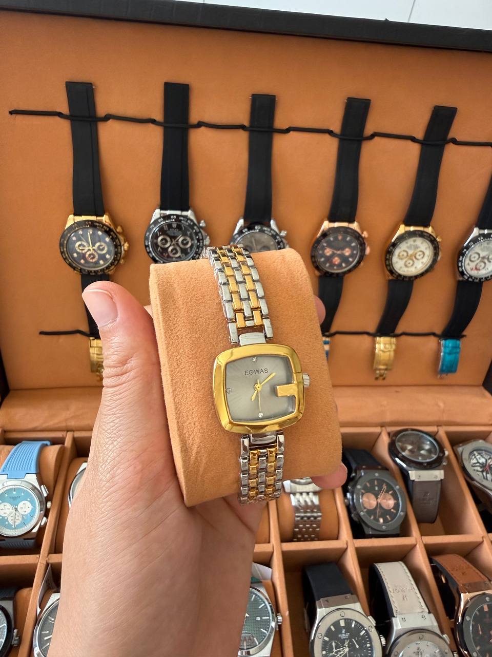 Montre EOWAS Élégance Carrée