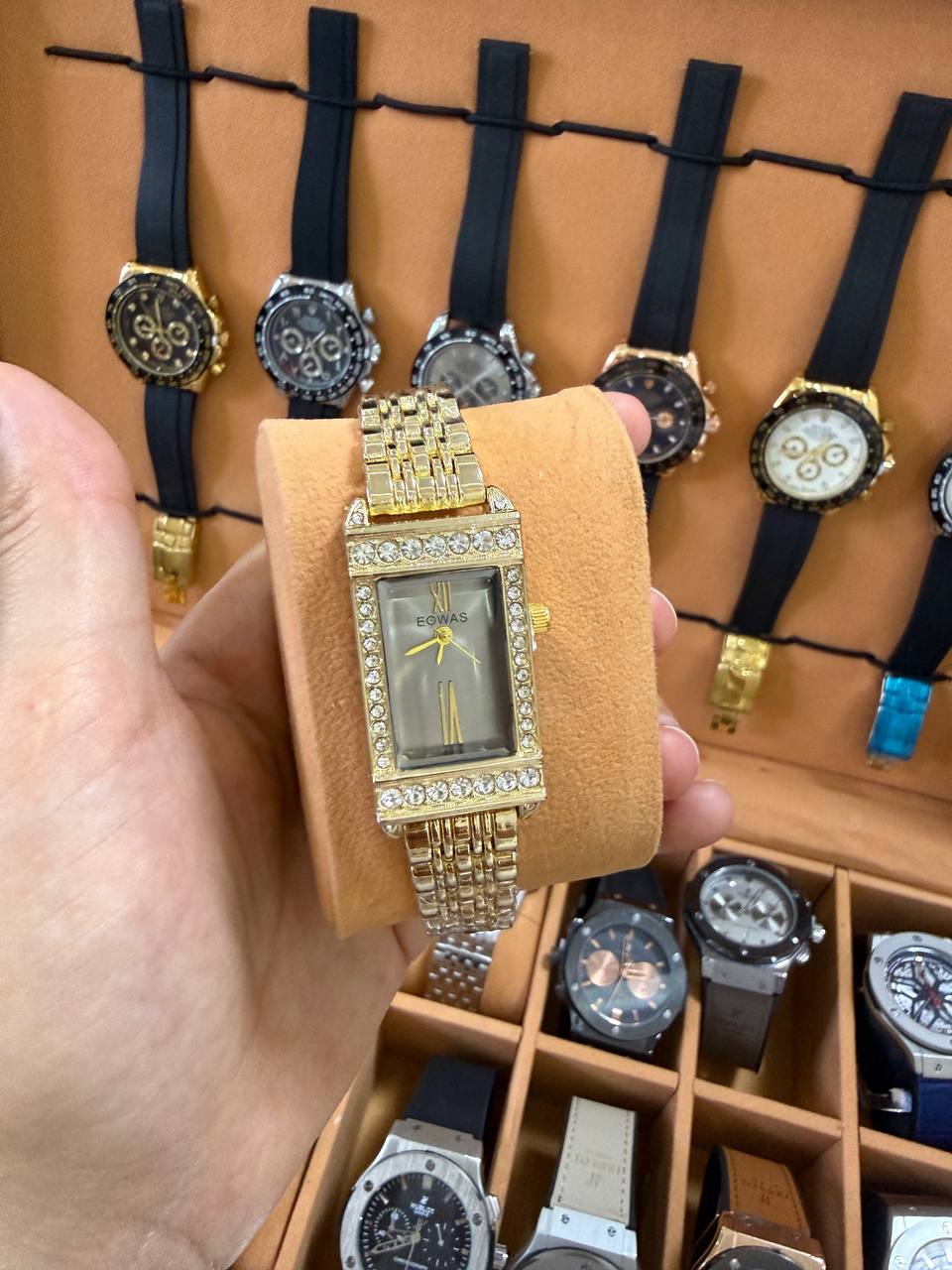 Montre Femme Rectangulaire Strass