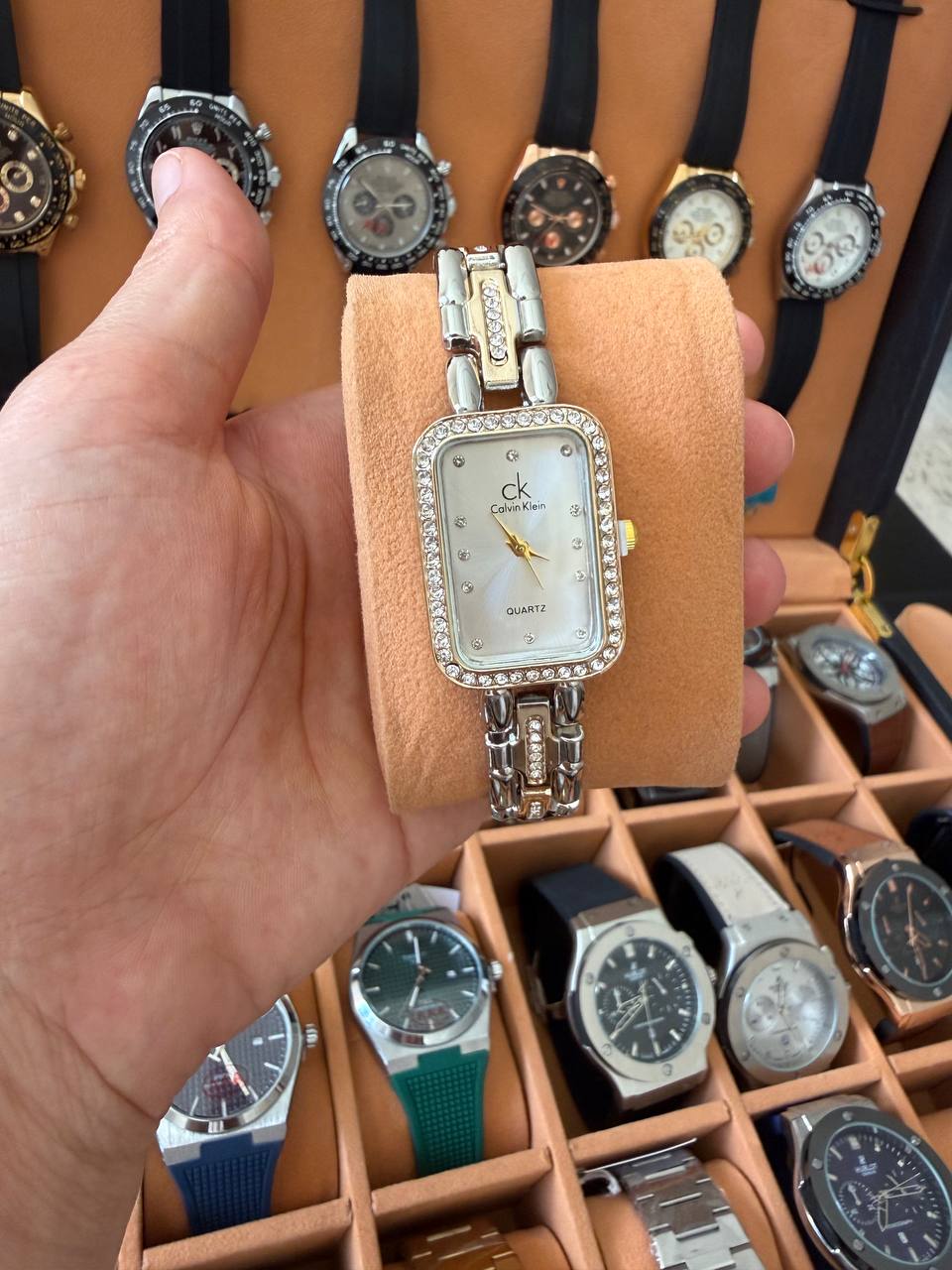 Montre CK Élégance Strass