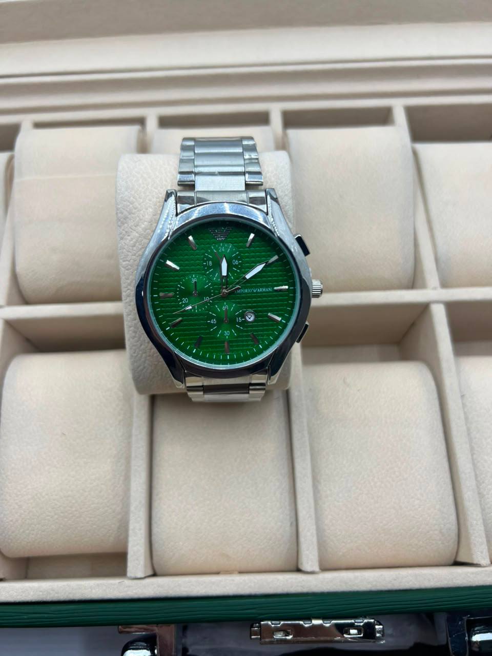 Montre Emporio Armani Chronographe Dateur