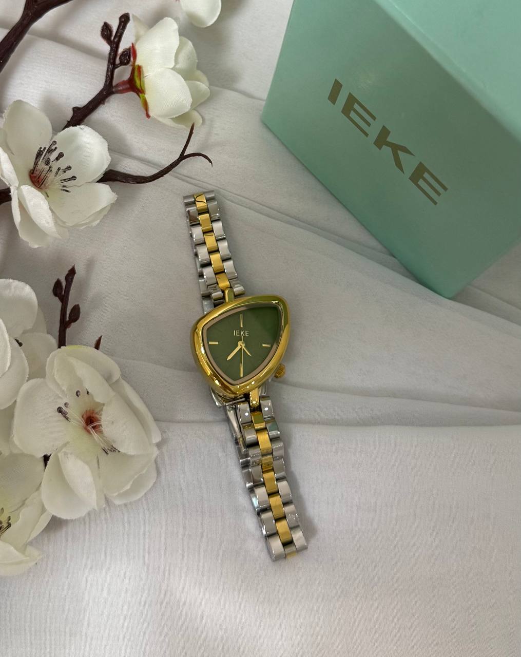 Montre IEKE Cœur Élégance