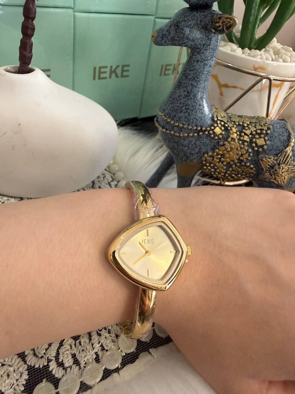 Montre IEKE Élégante Bracelet Jonc