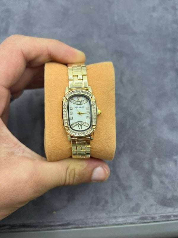 Montre Versace Strass Élégance