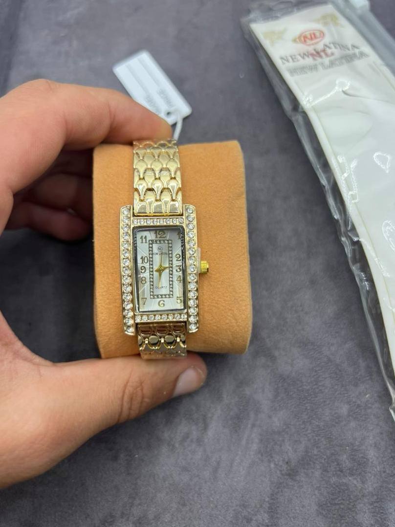 Montre Femme New Latina Strass