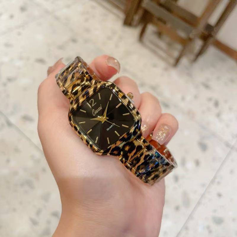 Montre Léopard Élégance Cacaxi