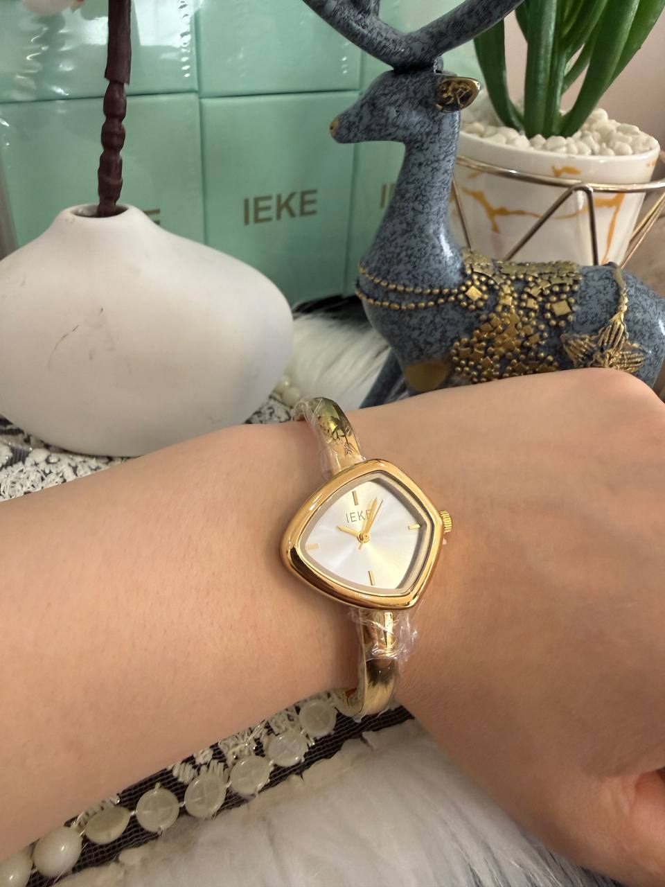 Montre IEKE Élégante Bracelet Jonc