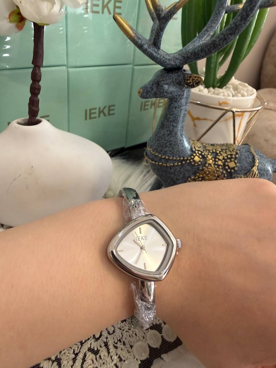 Montre IEKE Élégante Bracelet Jonc