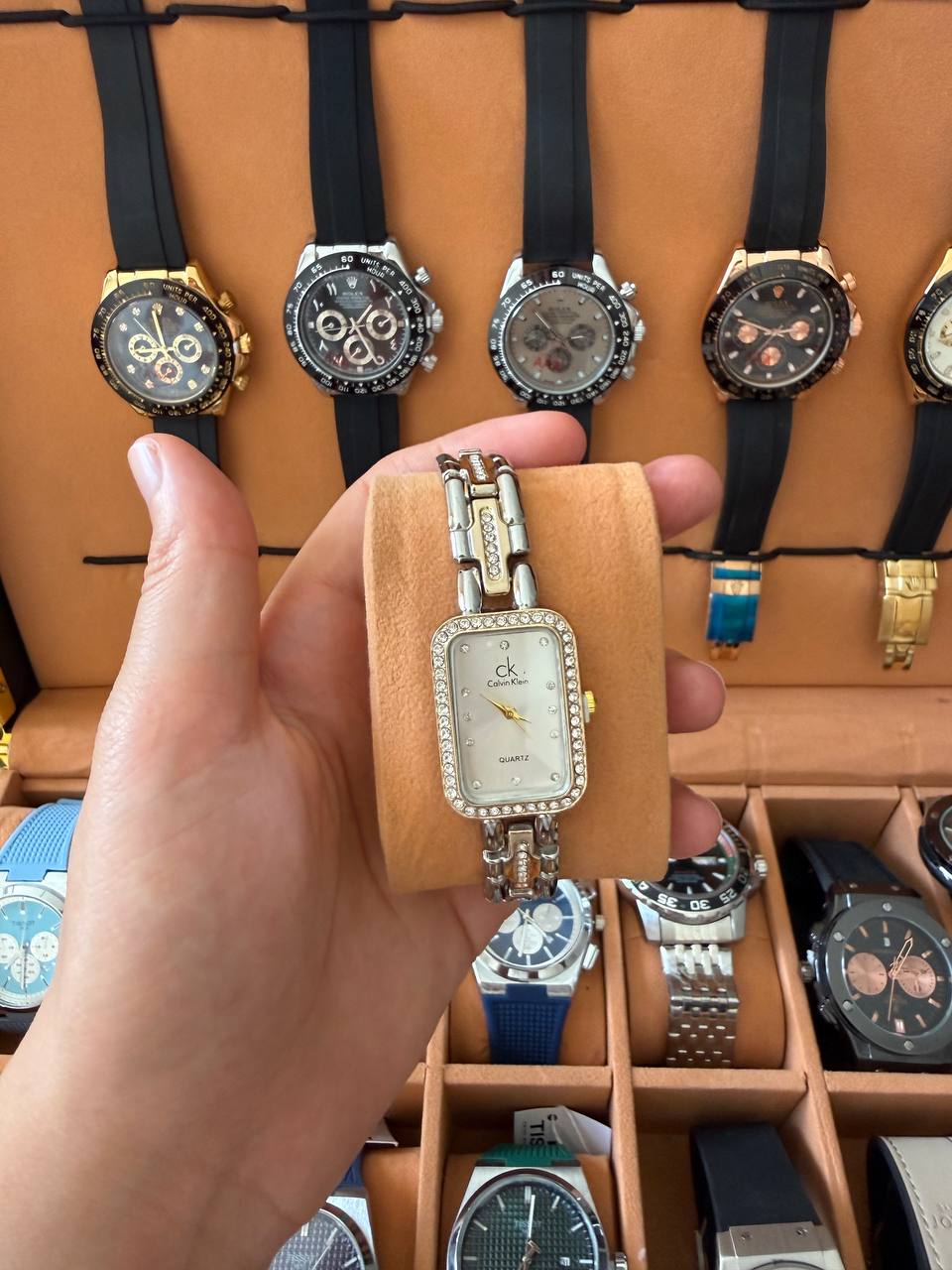 Montre CK Élégance Strass