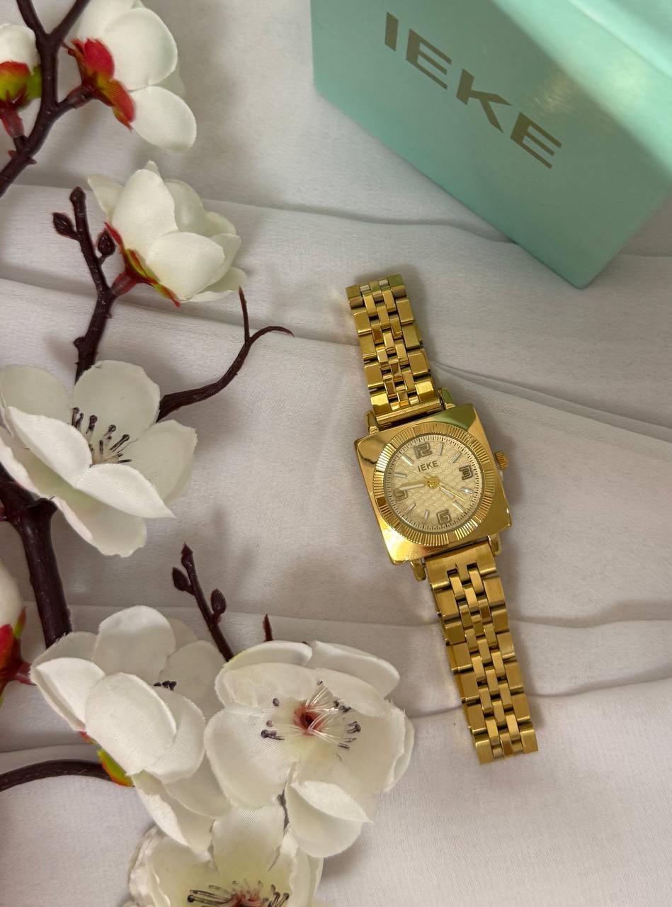 Montre IEKE Élégance Carrée
