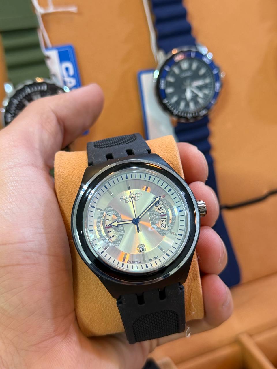 Montre Swatch Bi-Compax Design