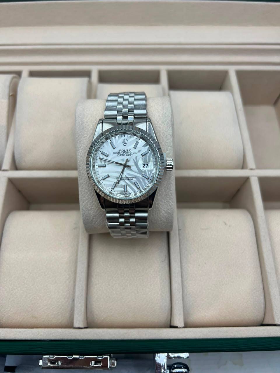 Montre Rolex Datejust Sky-Dweller Prestige