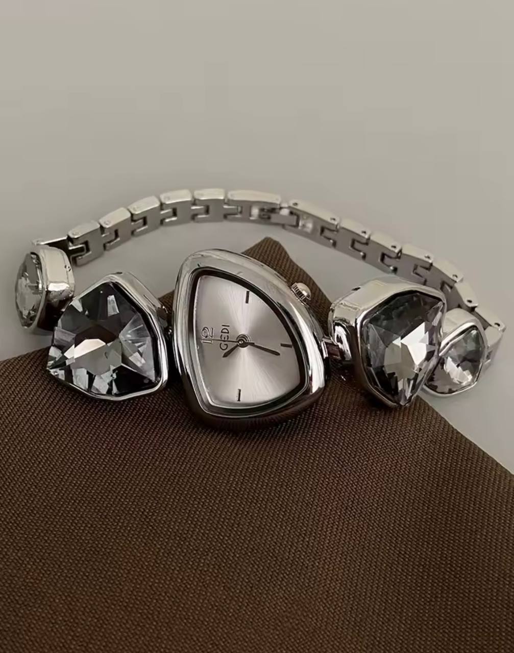Montre Bijou Cristaux Facettés GEDI